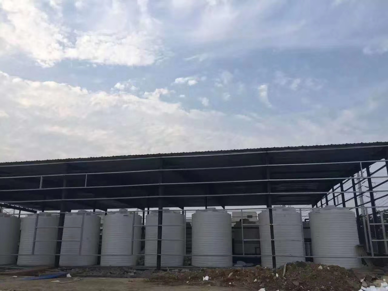 武汉诺旭PE塑料桶化工防腐设备容器应该注意哪些问题