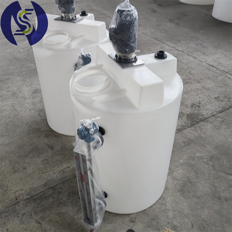 100L-5000L化工用PE加药箱定制加工厂家