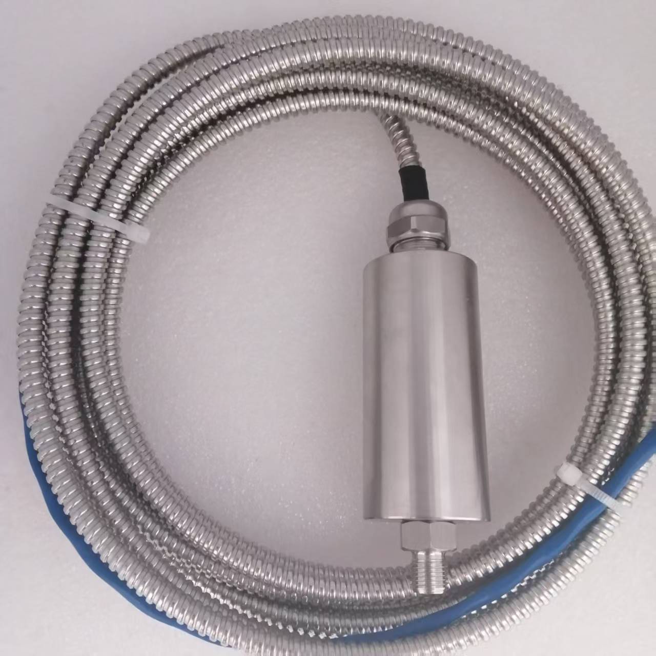 0振動(dòng)速度 直接出線 鎧裝 中性.jpg