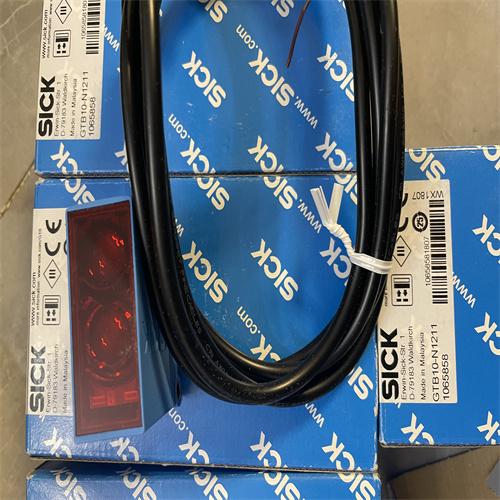 1065858施克传感器.jpg SICK施克距离传感器DT50-2B215552防护等级